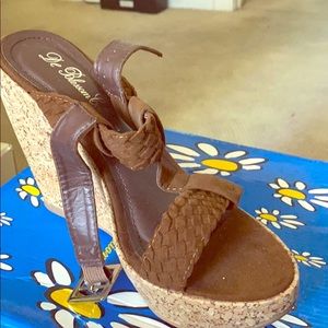 Brown Wedges